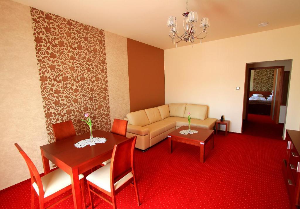 Hotel Rydzewski Ełk Kültér fotó