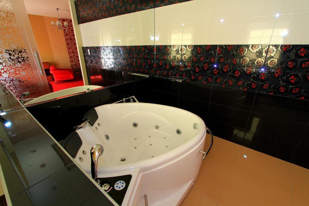 Hotel Rydzewski Ełk Kültér fotó