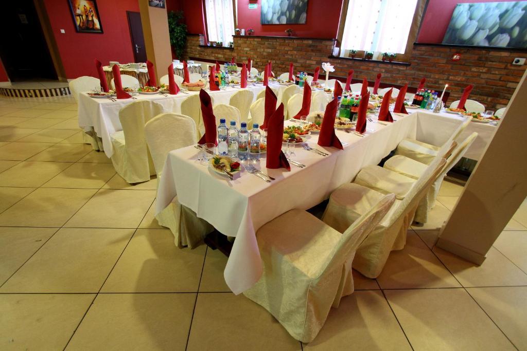 Hotel Rydzewski Ełk Kültér fotó
