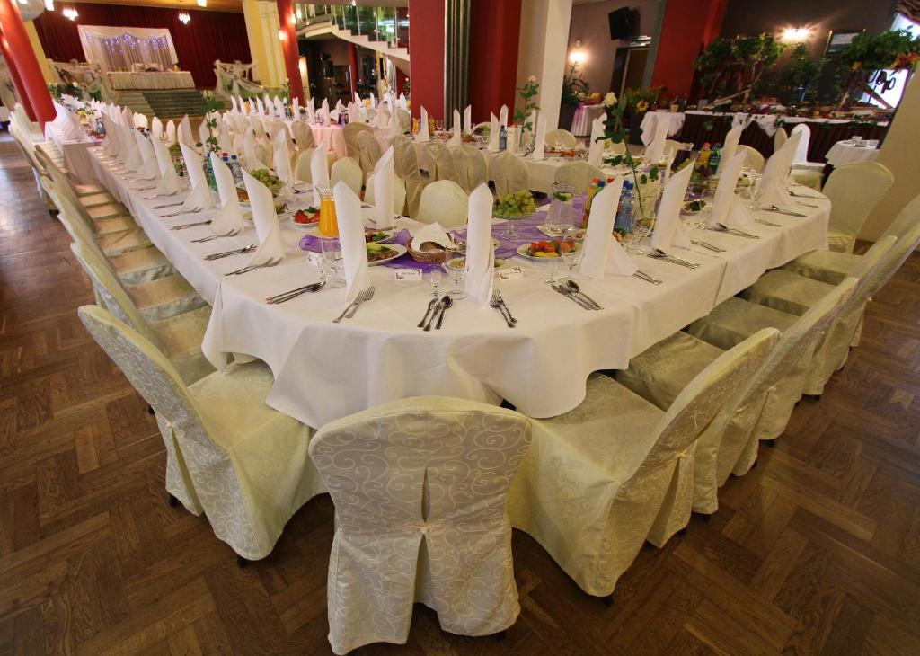 Hotel Rydzewski Ełk Kültér fotó